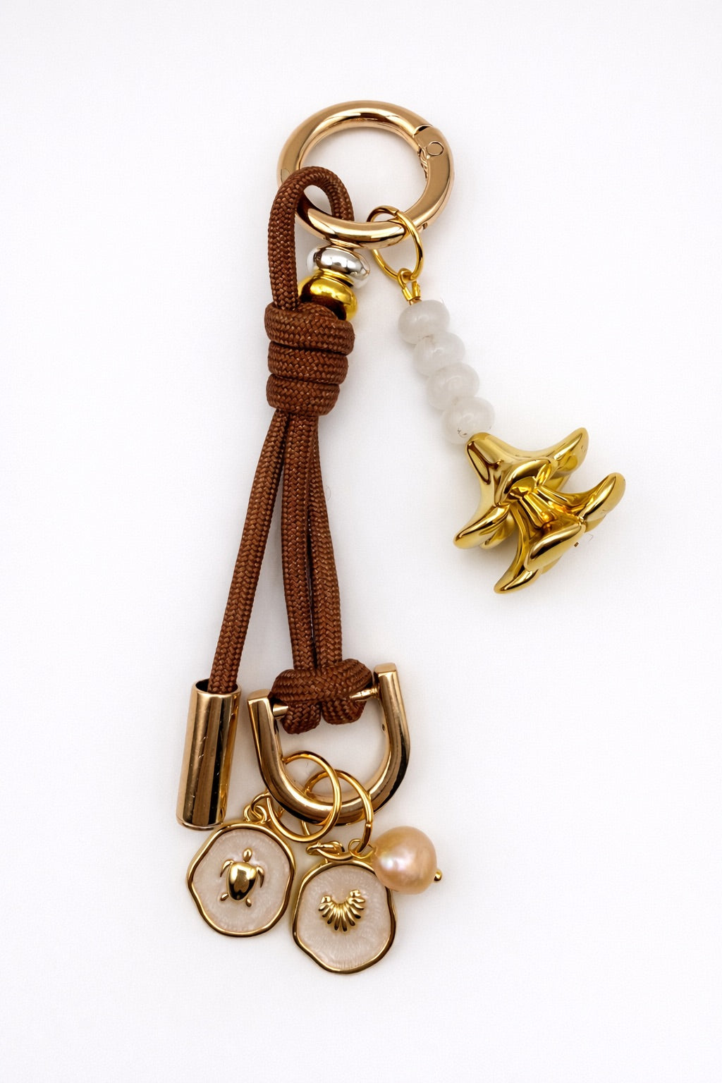 Leo Charm in Chestnut